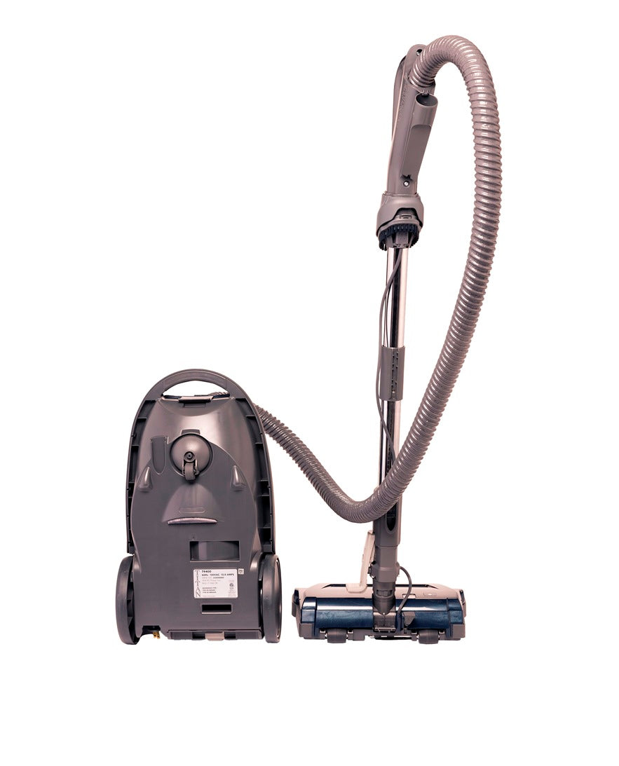 Titan T9400 vacuum — rear view