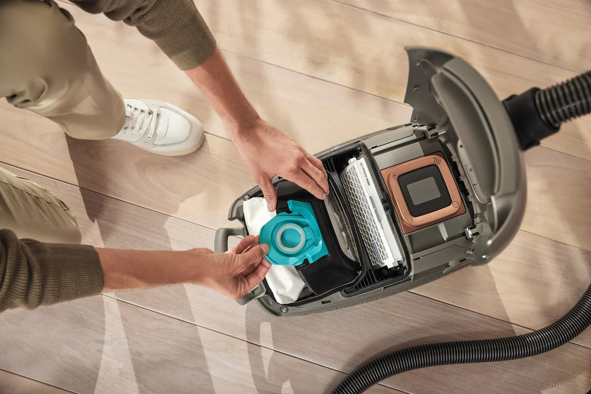 Genuine Miele HyClean Air TU XL FilterBags | 8 Bags & 2 Filters - Avon Vacuums
