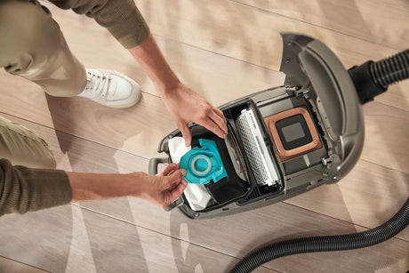 Genuine Miele HyClean Air TU XL FilterBags | 8 Bags & 2 Filters - Avon Vacuums