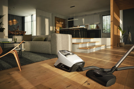 Miele Blizzard CX1 Cat & Dog — dustbin emptying
