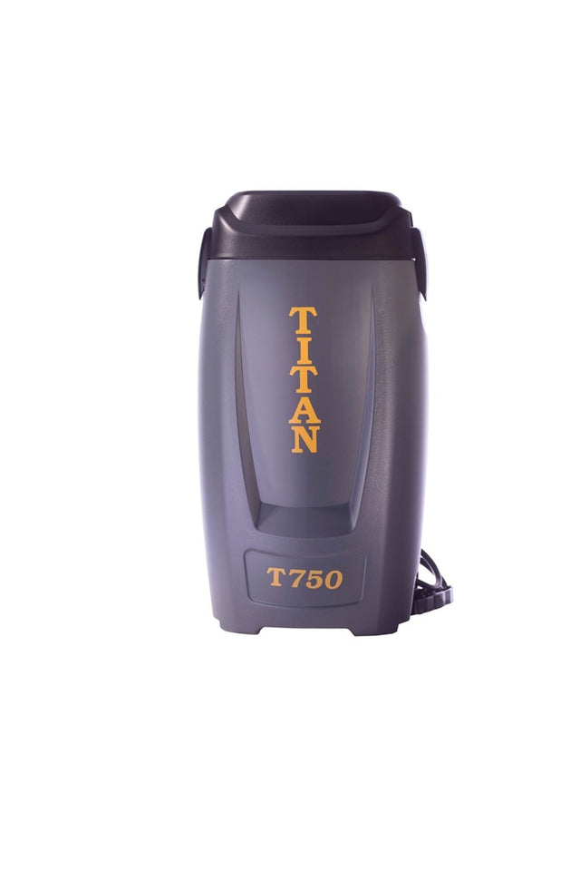 Titan T750 vacuum — front view